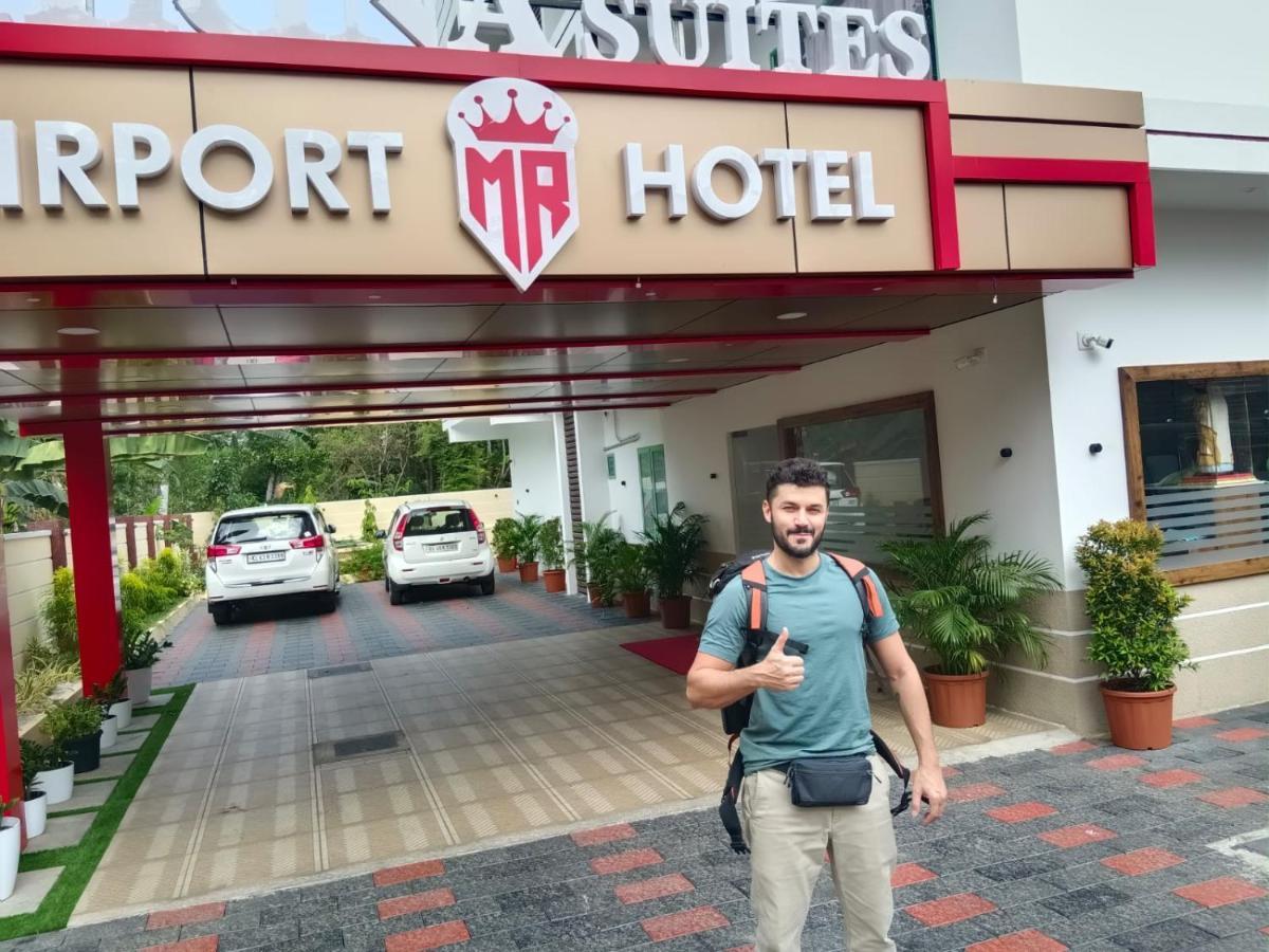 Marina Suites Airport Hotel Kochi Eksteriør bilde