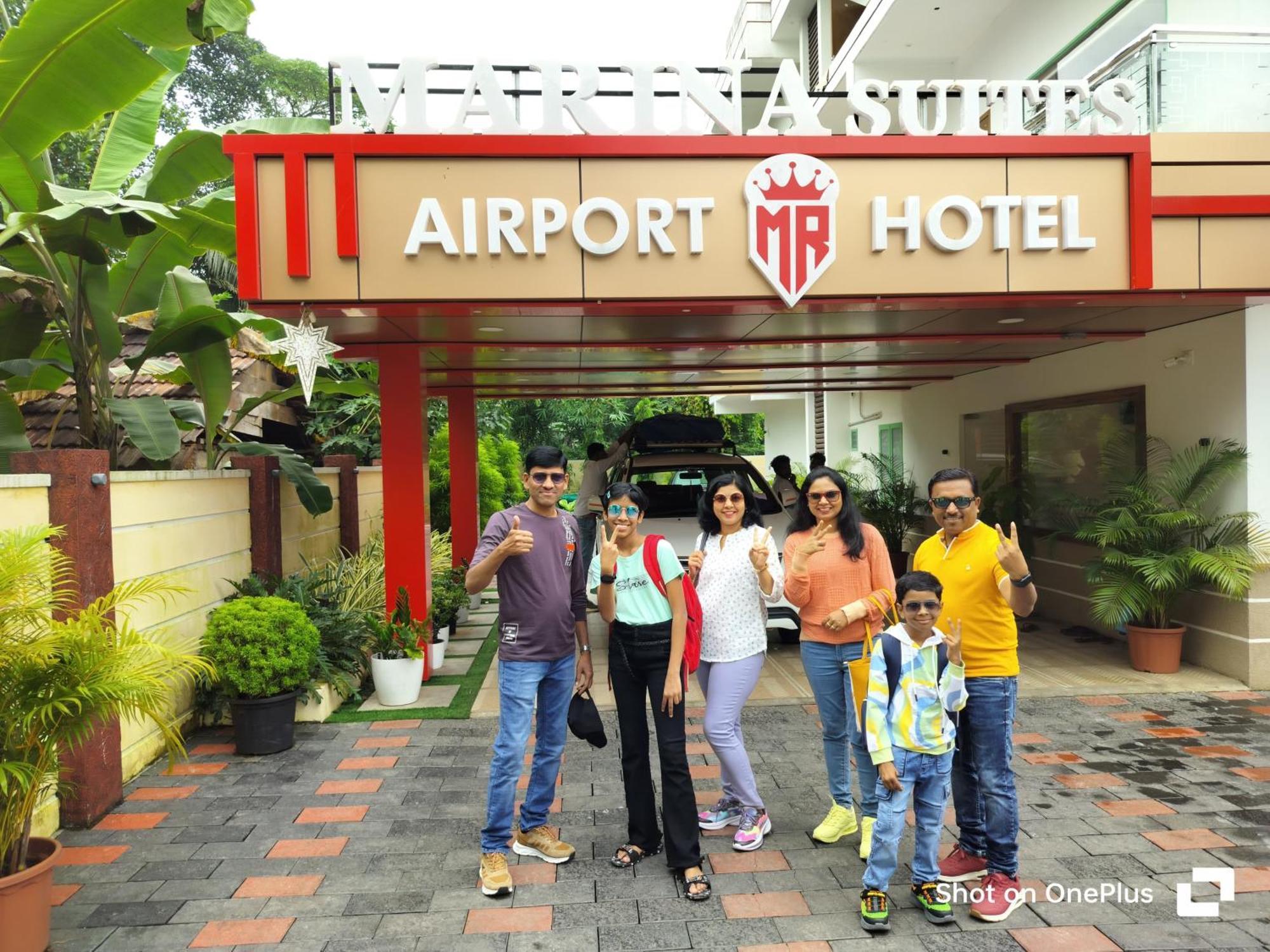 Marina Suites Airport Hotel Kochi Eksteriør bilde