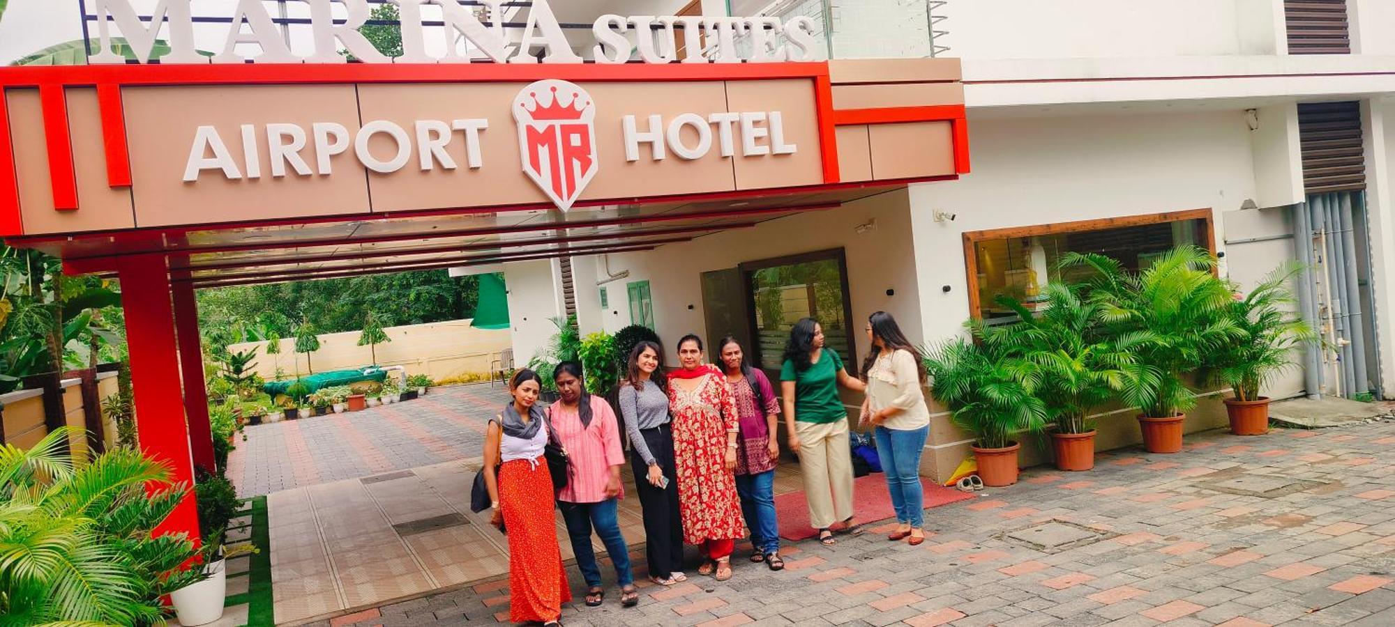 Marina Suites Airport Hotel Kochi Eksteriør bilde